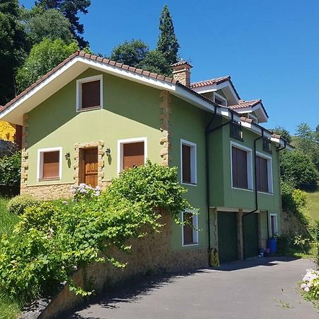 Apartamentos La Guertina Cangas de Onis Bagian luar foto