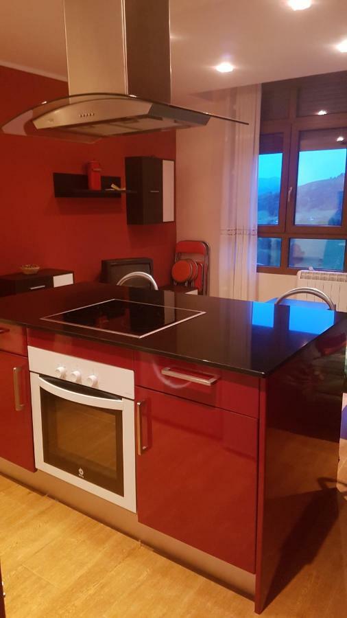 Apartamentos La Guertina Cangas de Onis Bagian luar foto