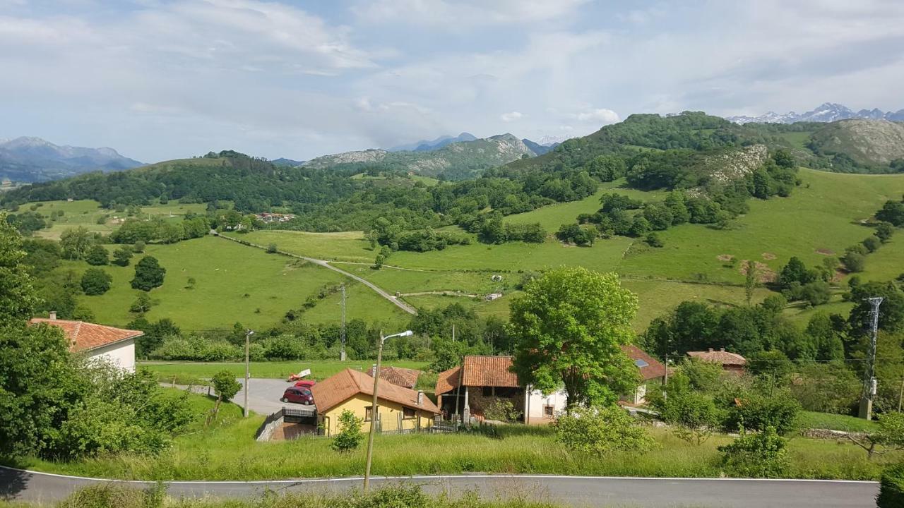 Apartamentos La Guertina Cangas de Onis Bagian luar foto